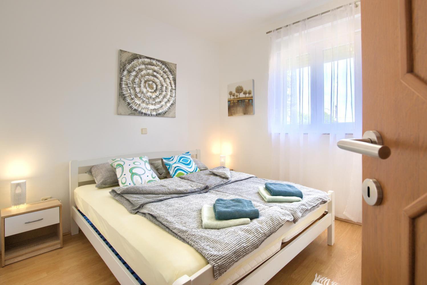 Apartment House *