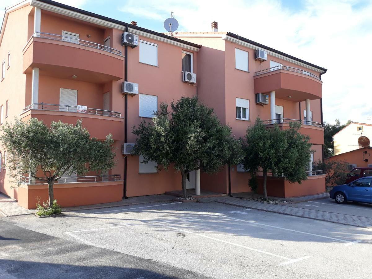 Apartment House *